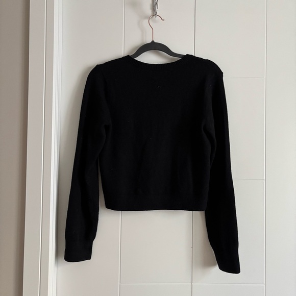 3/$45 Old Navy SoSoft Crop Cardigan Sweater - Picture 4 of 4